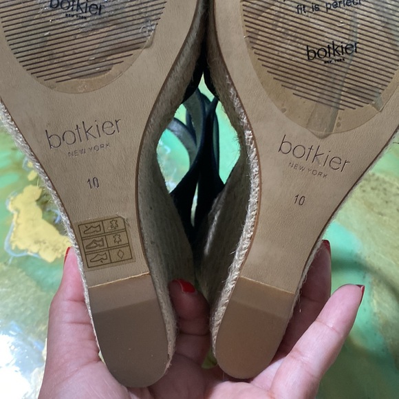 NWOT Botkier “Julian” Suede Espadrille Wedges - Picture 10 of 11